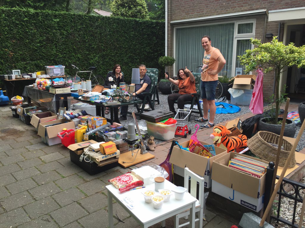 Garagesale (16)